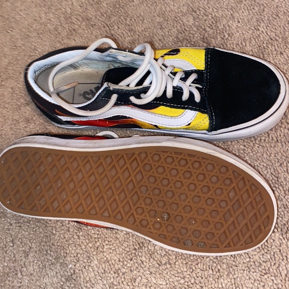 Fire Big Kid Vans - Picture 2 of 3